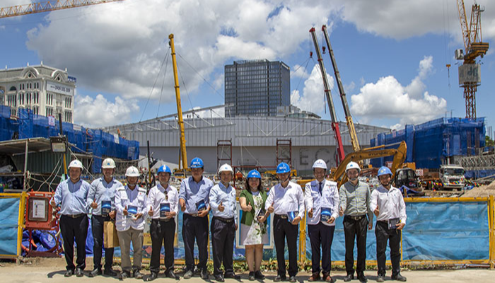 Công trình SECC Giai đoạn 2 lắp đặt nhịp kèo thép đầu tiên