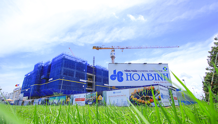 Cất nóc dự án Trung tâm thương mại Cobi Home