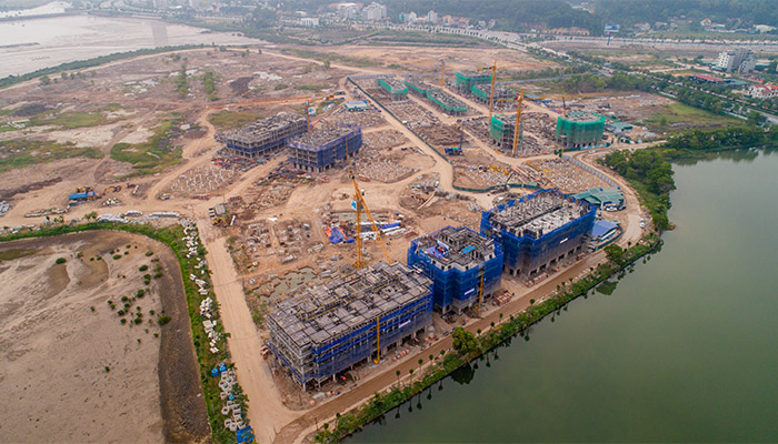 Cất nóc vượt tiến độ dự án Aqua City Hạ Long