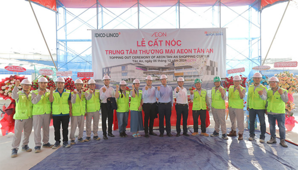 Aeon Tân An cất nóc vượt tiến độ