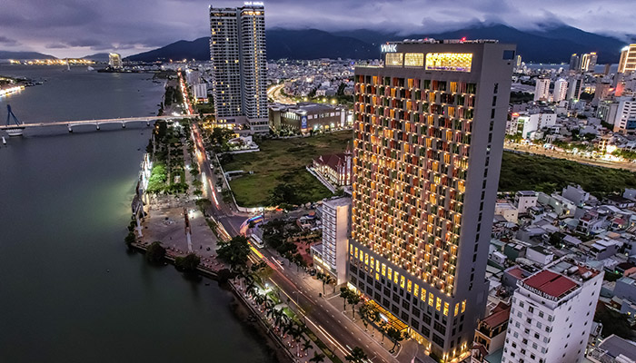 Sắc màu rực rỡ từ Wink Trần Hưng Đạo