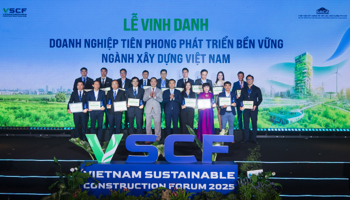 Hòa Bình được vinh danh TOP 3 Nhà thầu xây dựng tiên phong phát triển bền vững